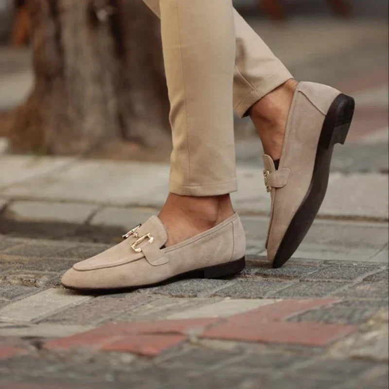 Czarne Loafersy Męskie ze Sznurowadłami – Elegancki Komfort i Styl
