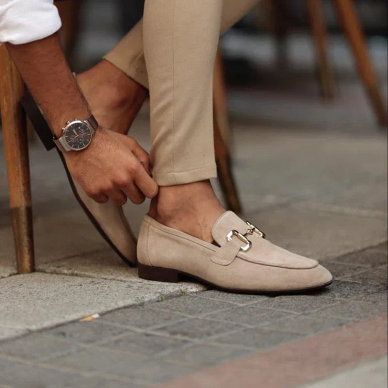 Czarne Loafersy Męskie ze Sznurowadłami – Elegancki Komfort i Styl