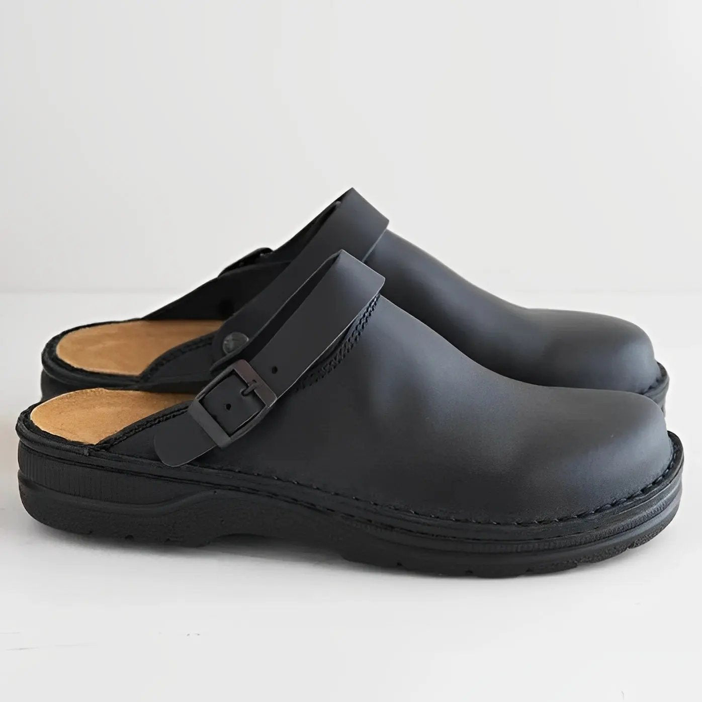 Ortopedyczne kapcie skórzane dla mężczyzn – Wygodne i stylowe