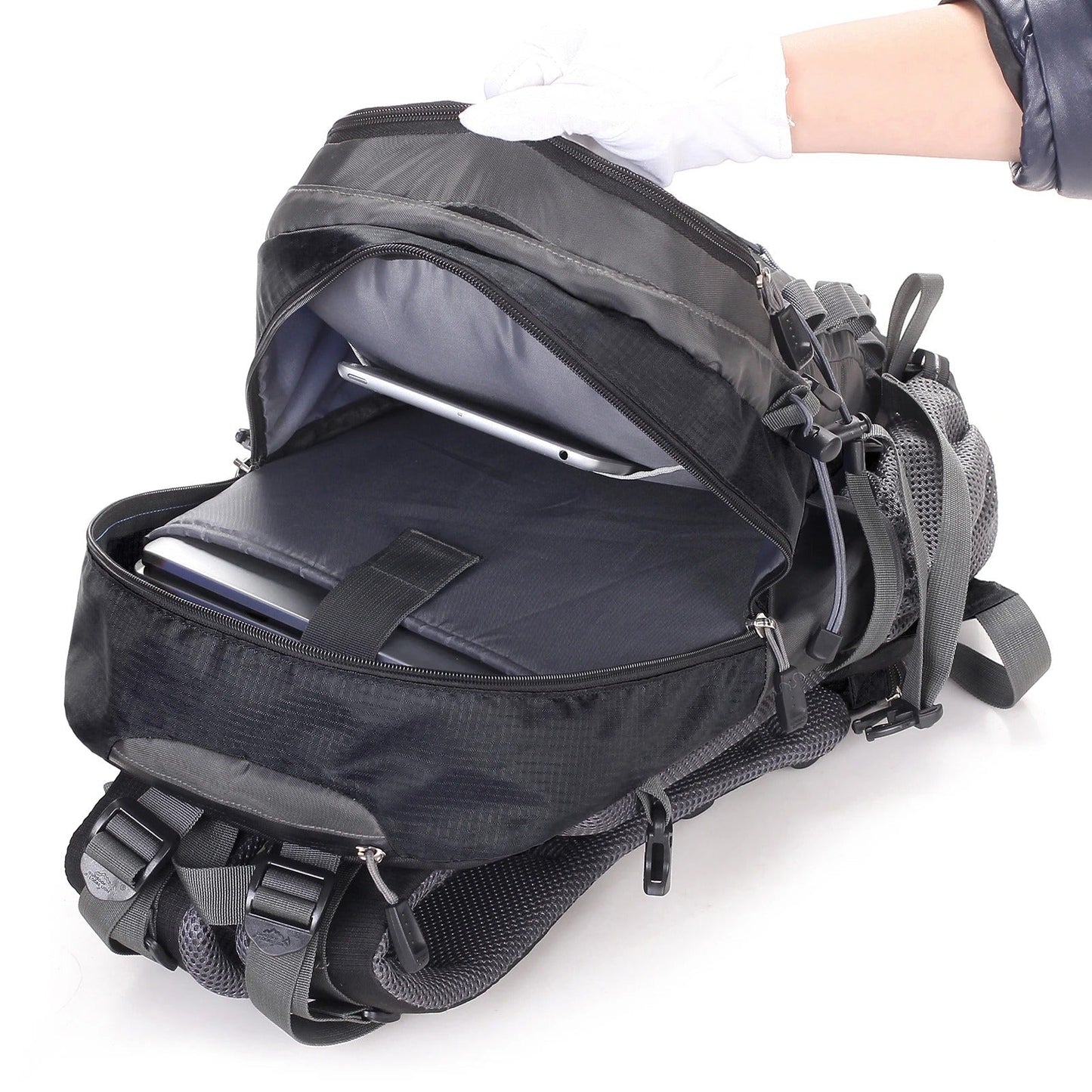 Plecak Turystyczny 40L – Ergonomiczny Kształt & Przestronna Komora 5