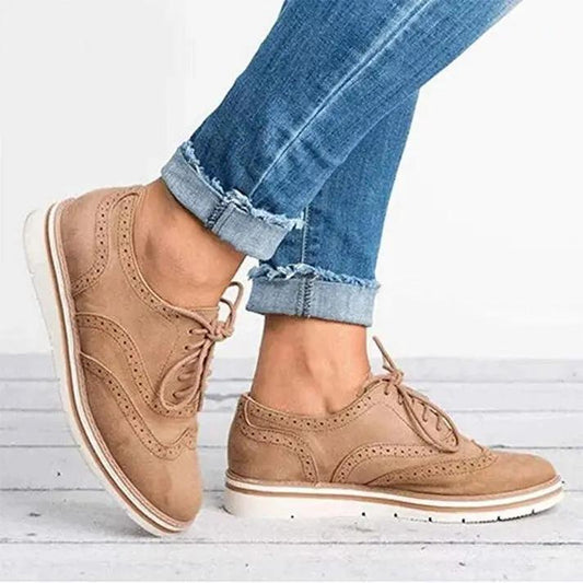 Stylowe Płaskie Tenisówki dla Kobiet – Klasyczny Design Brogue-Nova Nowak