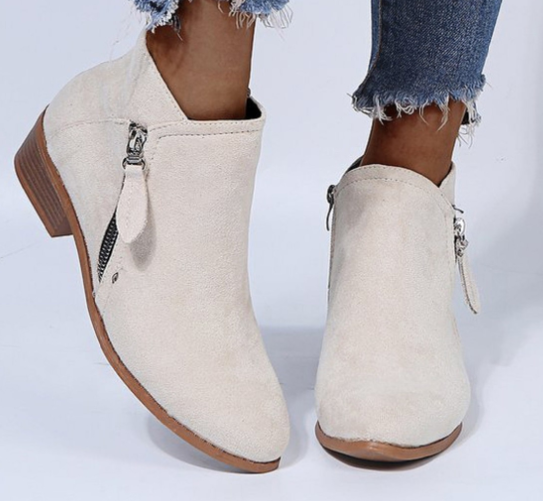 Eleganckie Buty Damskie z Płaską Podeszwą – Komfort i Styl