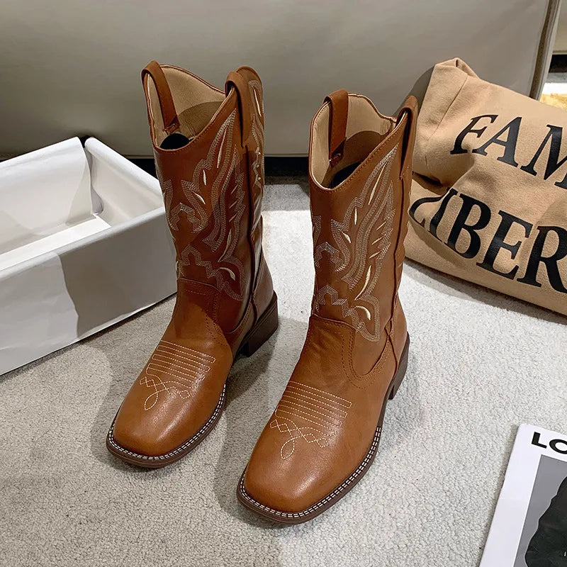 Eleganckie Buty Kowbojskie Damskie – Wygodne i Stylowe na Każdą Okazję