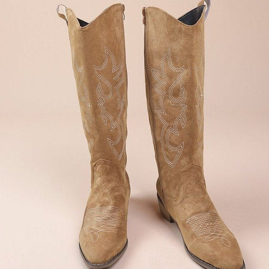 Eleganckie Haftowane Buty dla Kobiet – Komfort i Styl