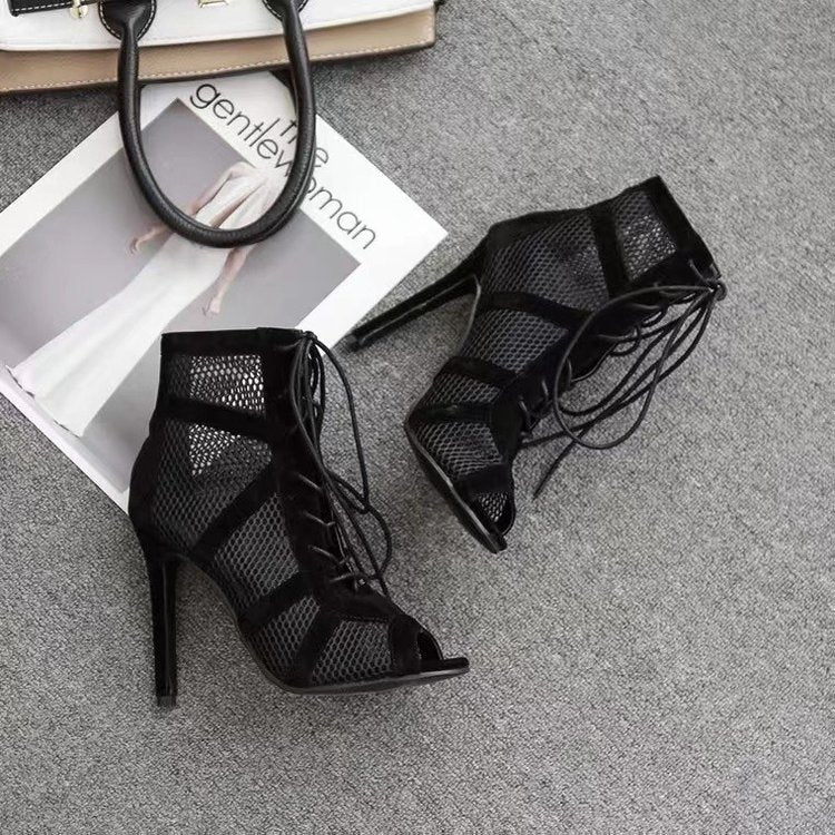 Eleganckie Otwarte Buty dla Kobiet – Stylowy i Komfortowy Design