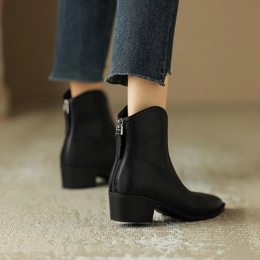Eleganckie Spiczaste Buty Damskie – Komfortowe i Stylowe na Każdą Okazję