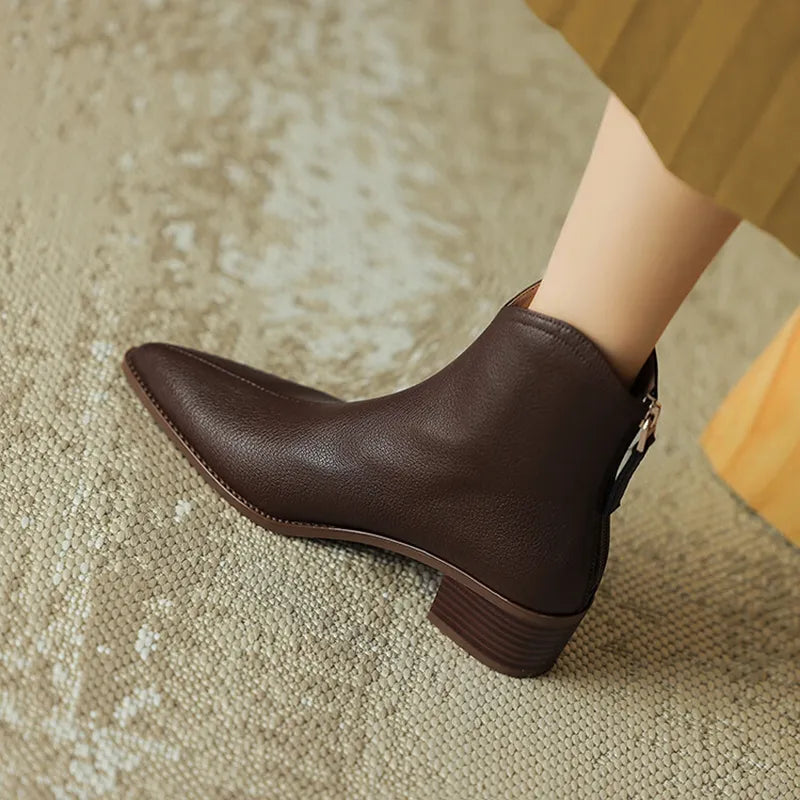 Eleganckie Spiczaste Buty Damskie – Komfortowe i Stylowe na Każdą Okazję