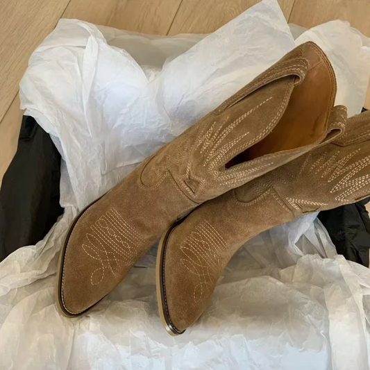 Haftowane buty vintage dla kobiet – Elegancki i stylowy akcent