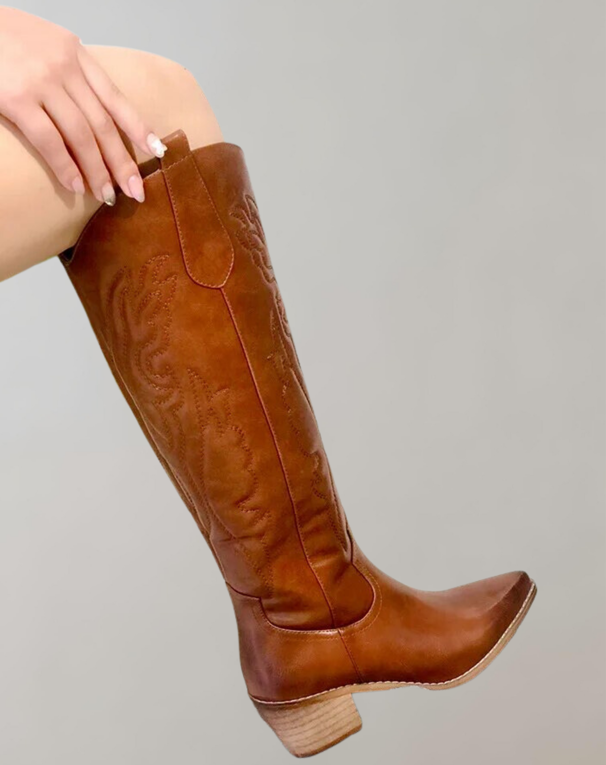 Haftowane buty z zachodnią kolanem dla kobiet – Elegancka i wygodna stylizacja