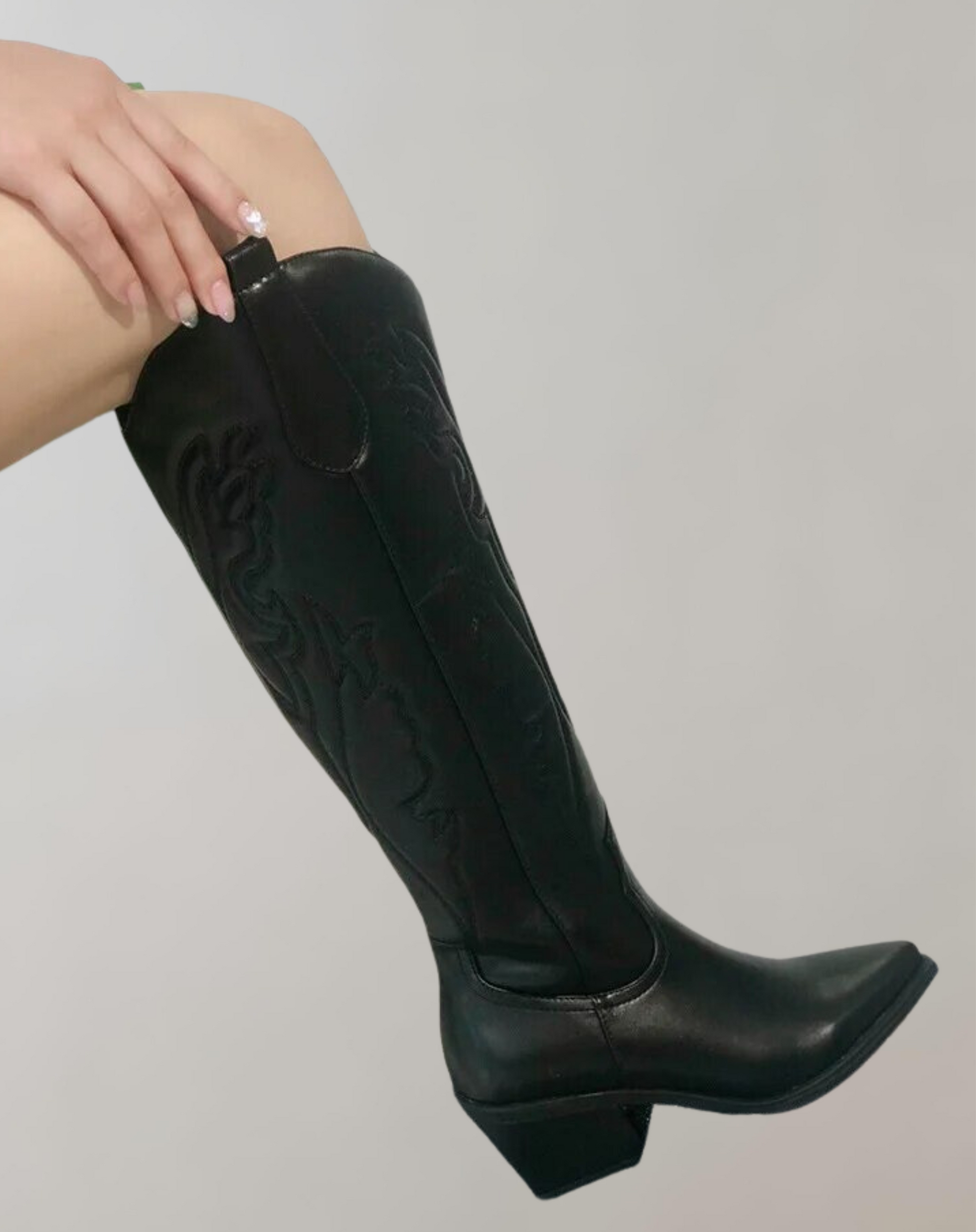 Haftowane buty z zachodnią kolanem dla kobiet – Elegancka i wygodna stylizacja