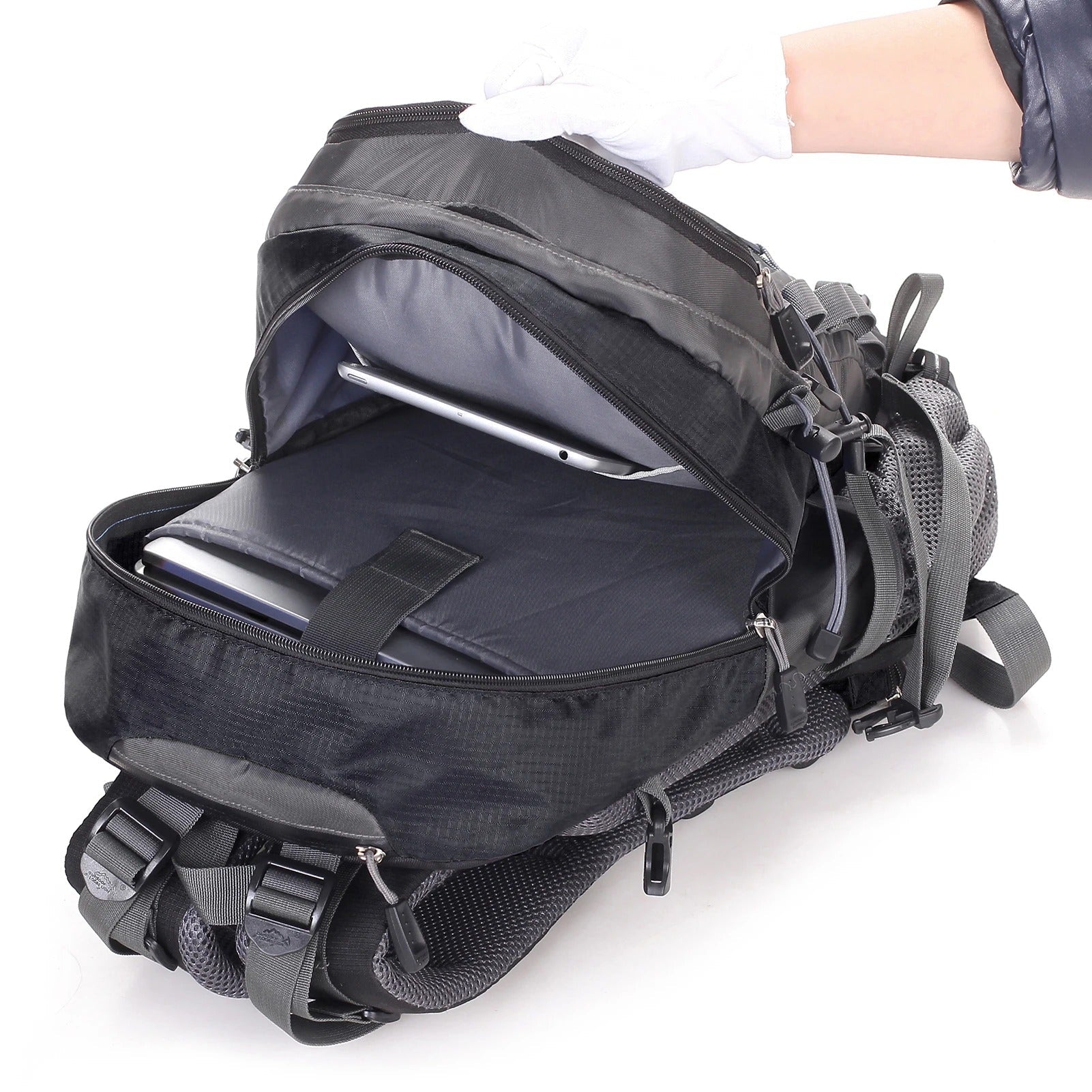 Plecak Turystyczny 40L – Ergonomiczny Kształt &amp; Przestronna Komora 5