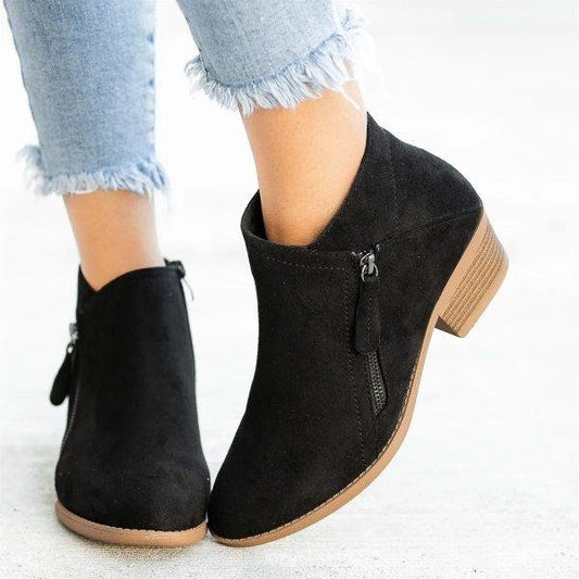 Stylowe Buty Adelia dla Kobiet – Komfort i Elegancja