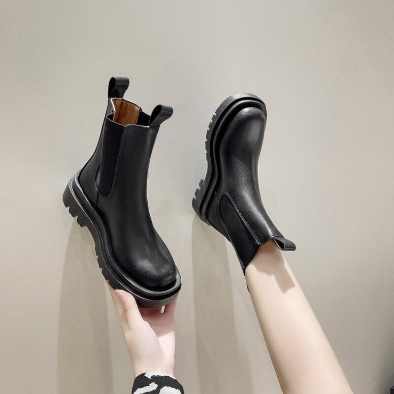 Stylowe Buty Damskie Retro – Klasyczny Urok z Nowoczesnym Akcentem