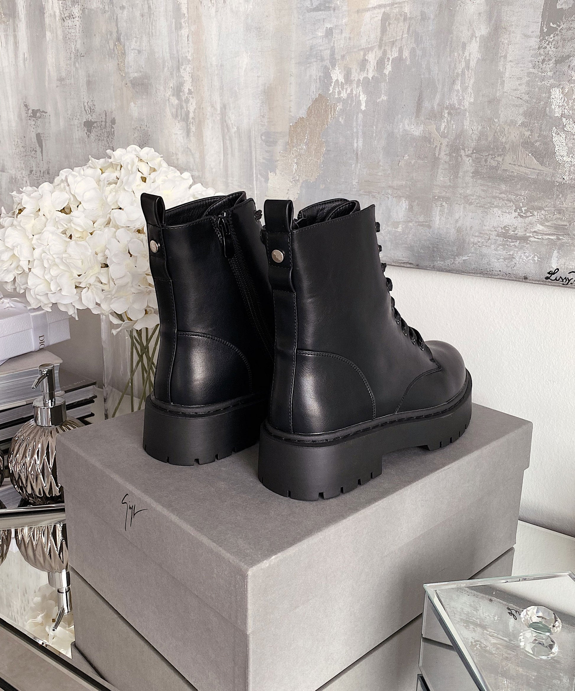 Stylowe Sneakersy Damskie – Komfort i Elegancja na Co Dzień