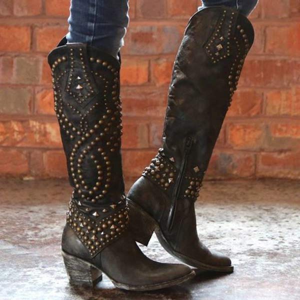 Wysokie Buty z Metalicznymi Nitami dla Kobiet – Stylowe i Komfortowe