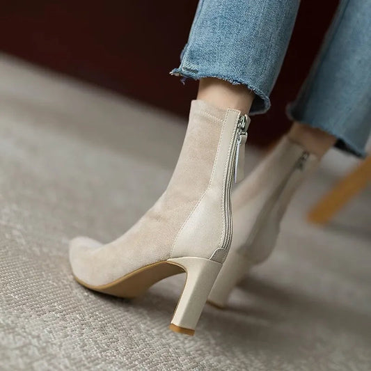 Zamszowe Buty Damskie Herund – Eleganckie i Wygodne
