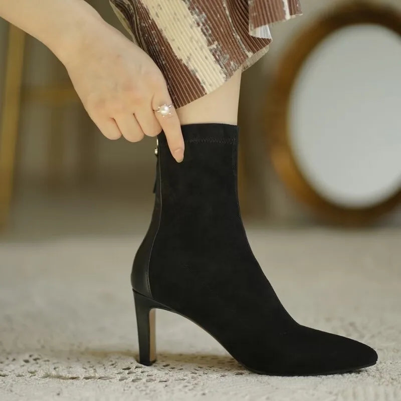 Zamszowe Buty Damskie Herund – Eleganckie i Wygodne