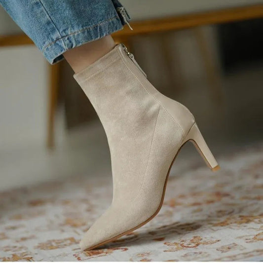 Zamszowe Buty Damskie Herund – Eleganckie i Wygodne